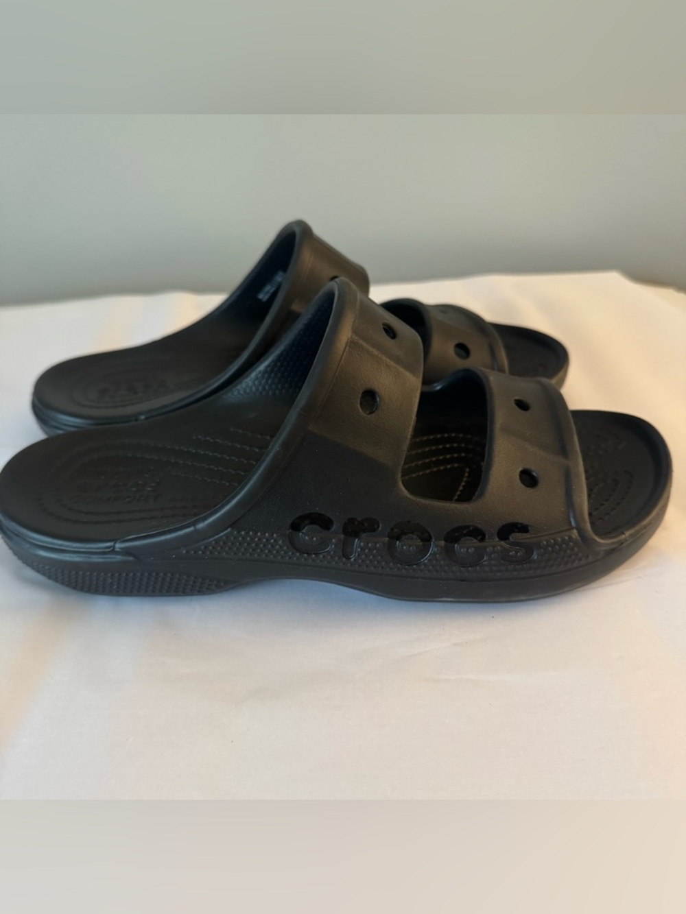 CROCS Men’s Size 8 or Women’s 10 Black Slides Sandals